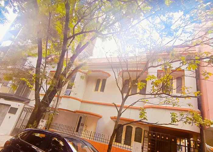 Homestayz Blossom